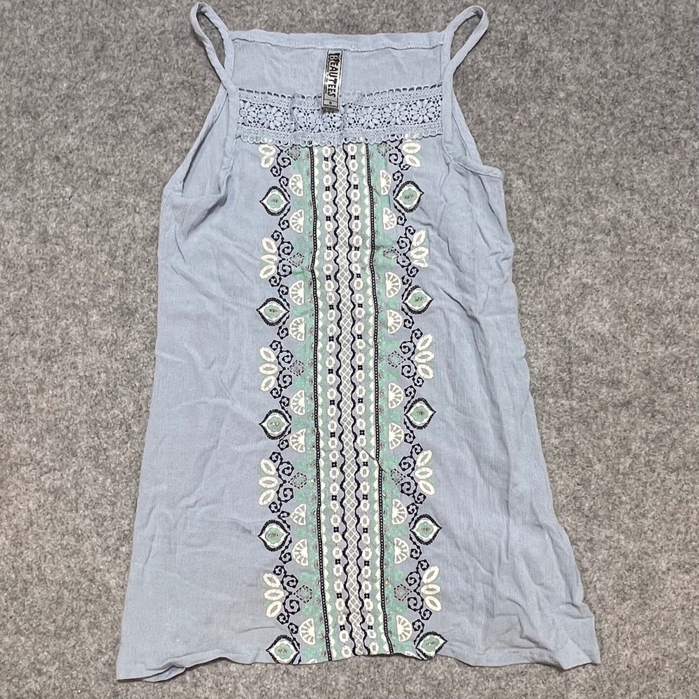 Beautees Girls Blue Embroidered Boho Tank Top Crochet Lace Trim Size Medium